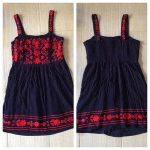 Market & Spruce Navy Blue & Red Embroidered dress XL